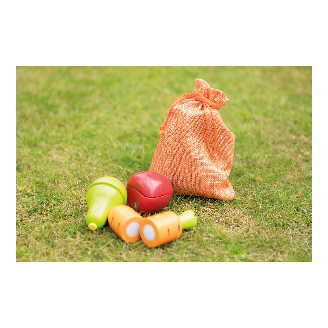 HKM Futter aus Holz-Hobby Horsing 3-teilig