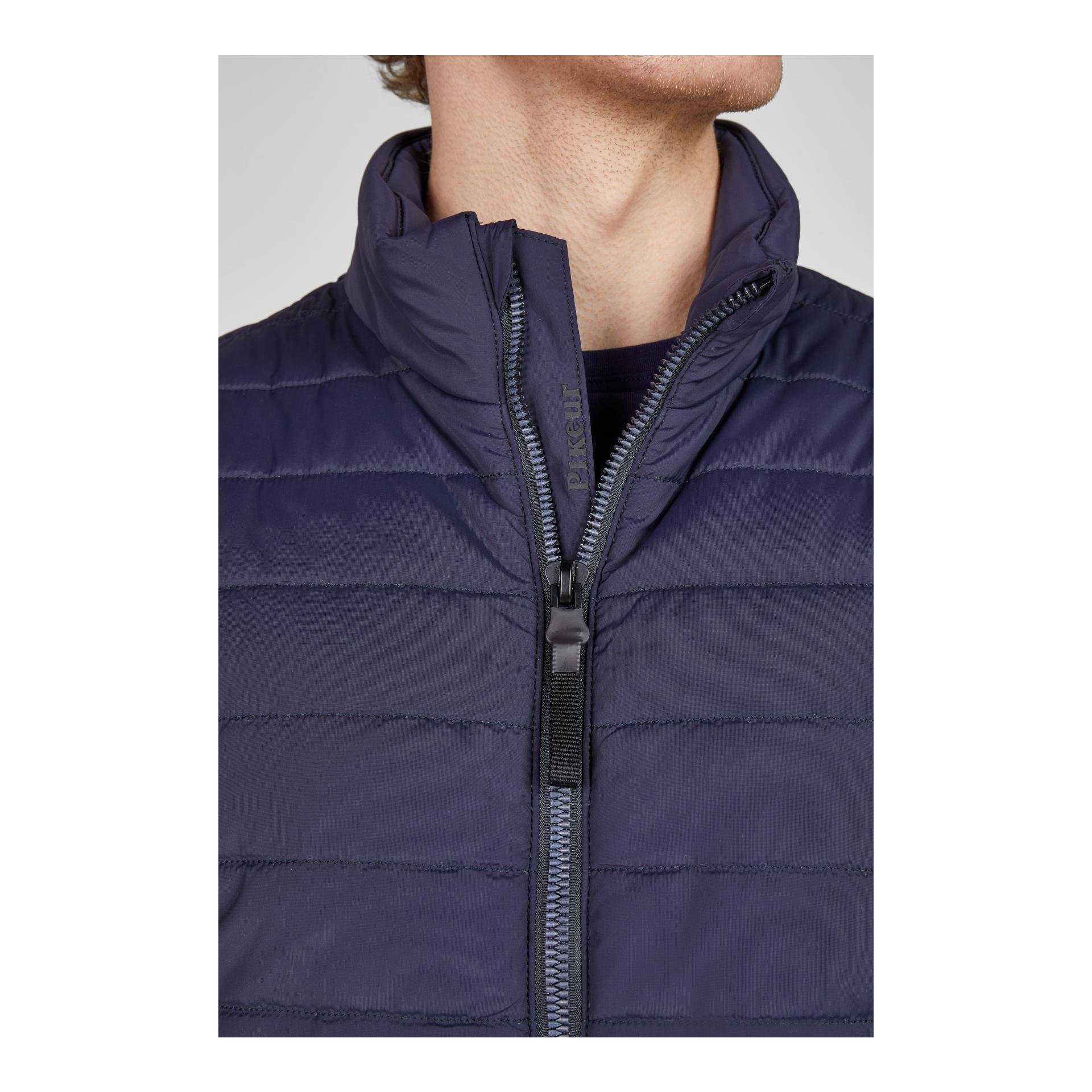 Pikeur Quiltes Vest The Core Herren