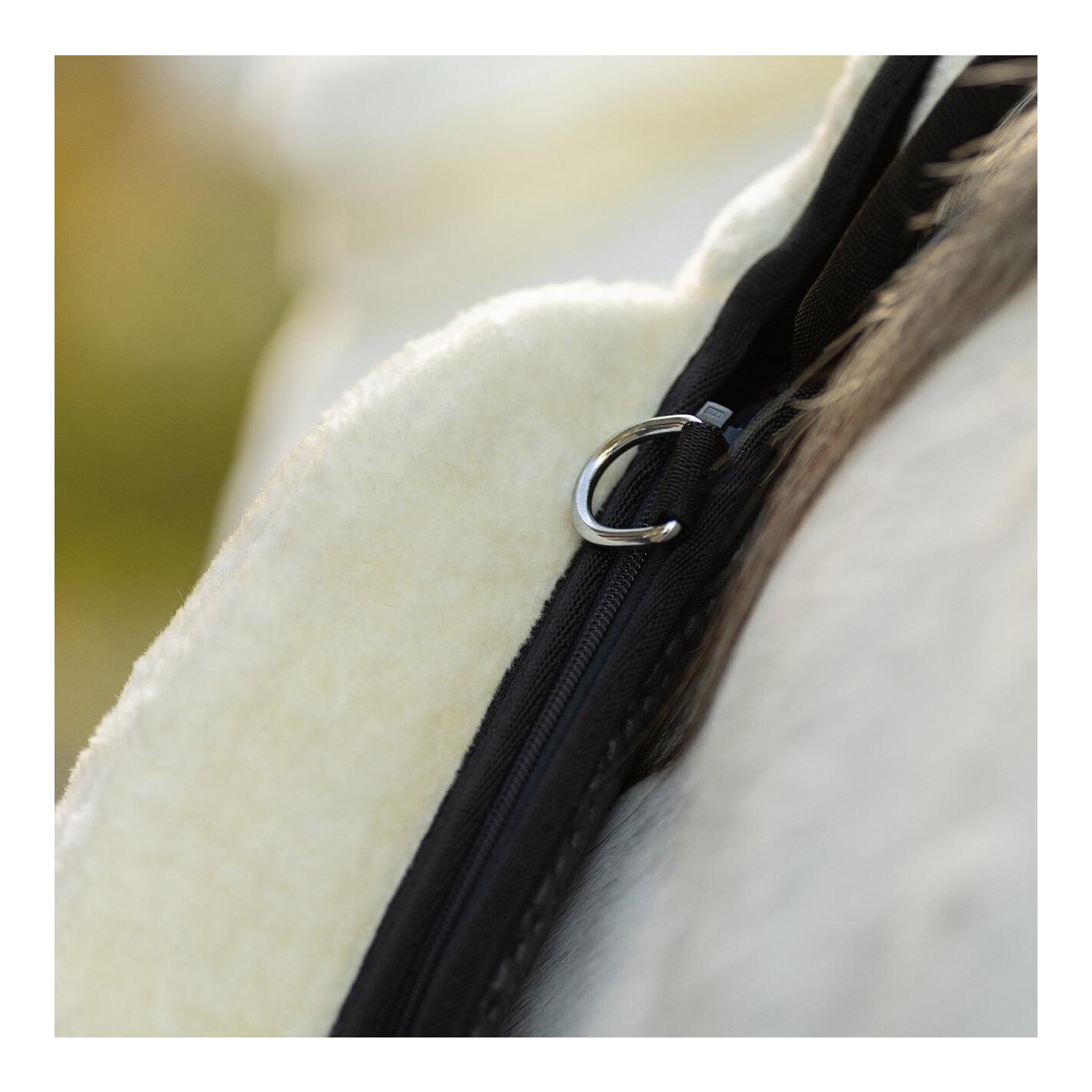 QHP Bareback Pad Super Soft - Reitpad mit Kunstfell & Anti-Rutsch