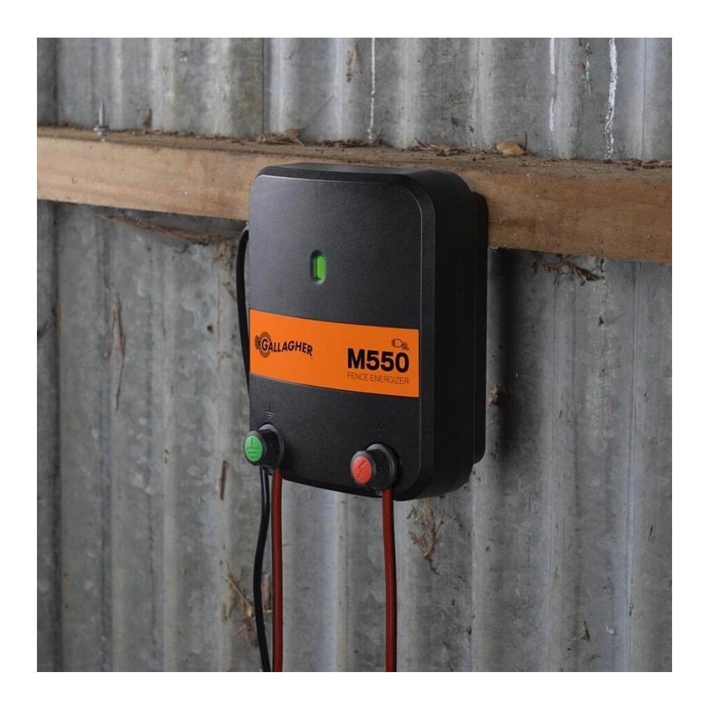 Électrificateur de clôture M550