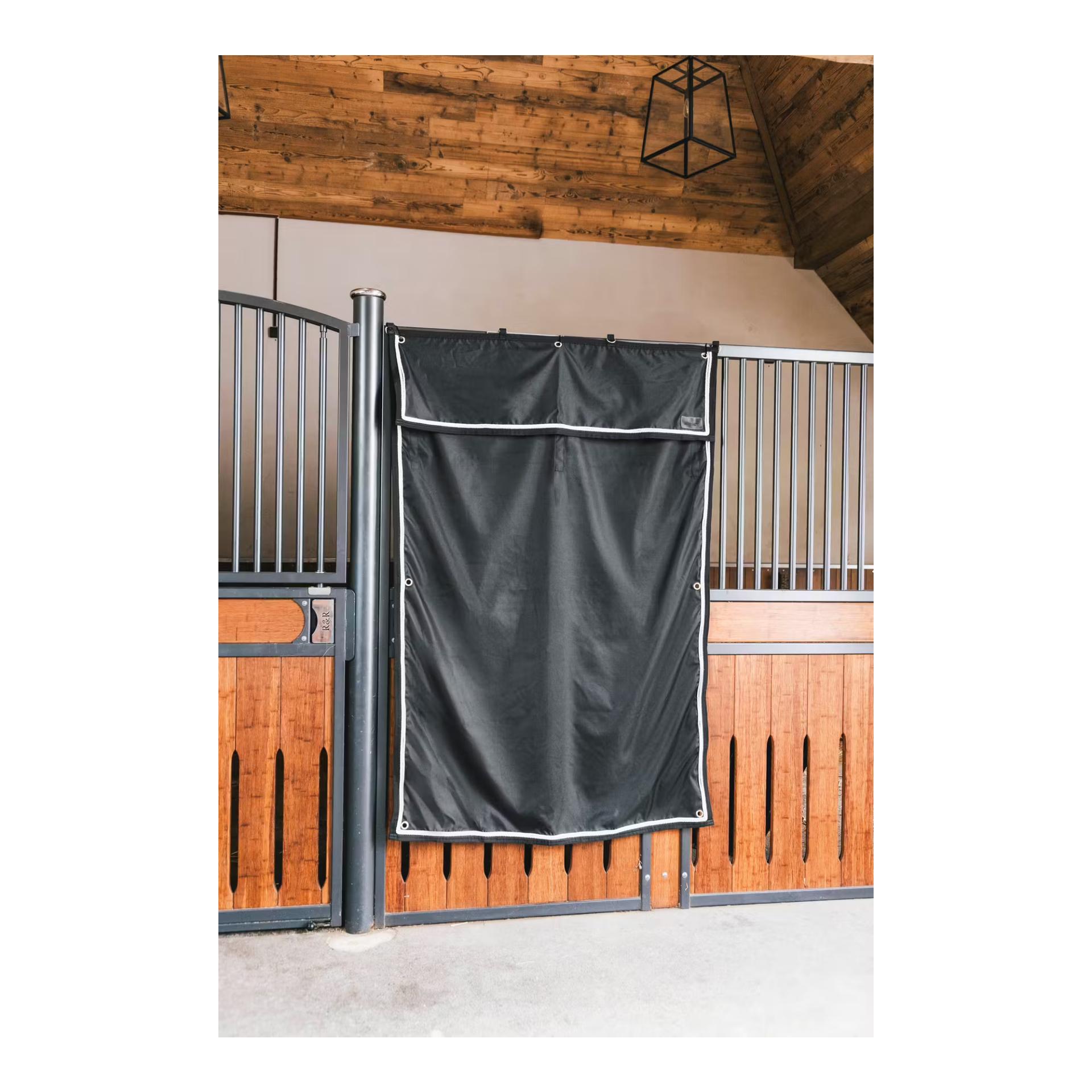 Boxenwandvorhang wasserdicht classic Boxenwandvorhang wasserdicht classic