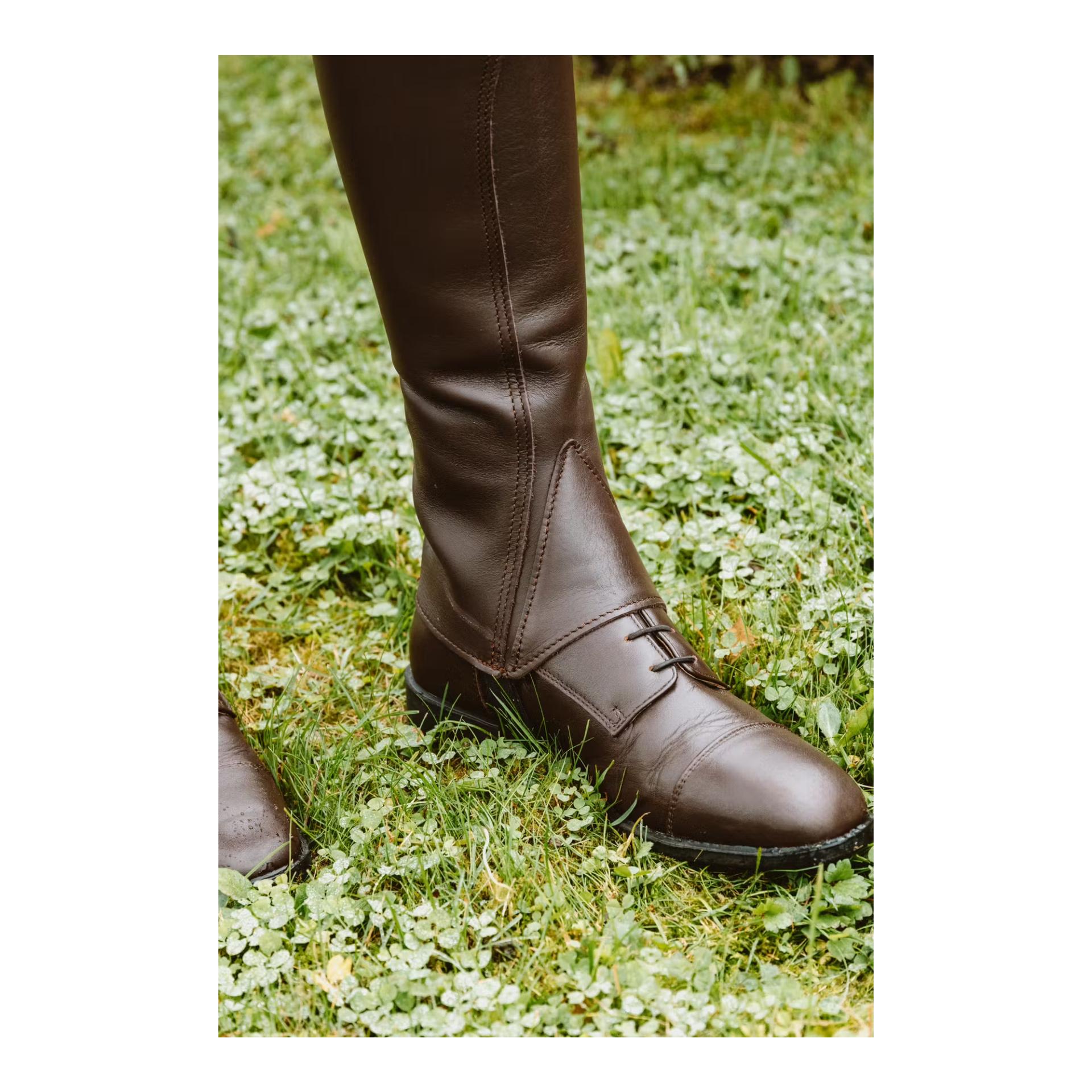 Stiefeletten mit Schnürung vorne Stiefeletten mit Schnürung vorne
