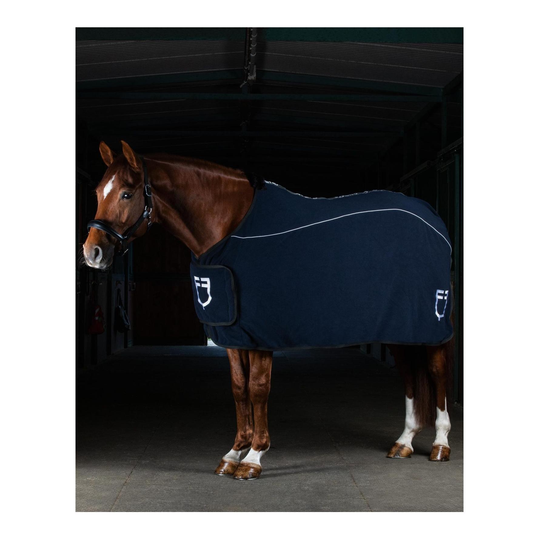 Fleecedecke mit Flap Front