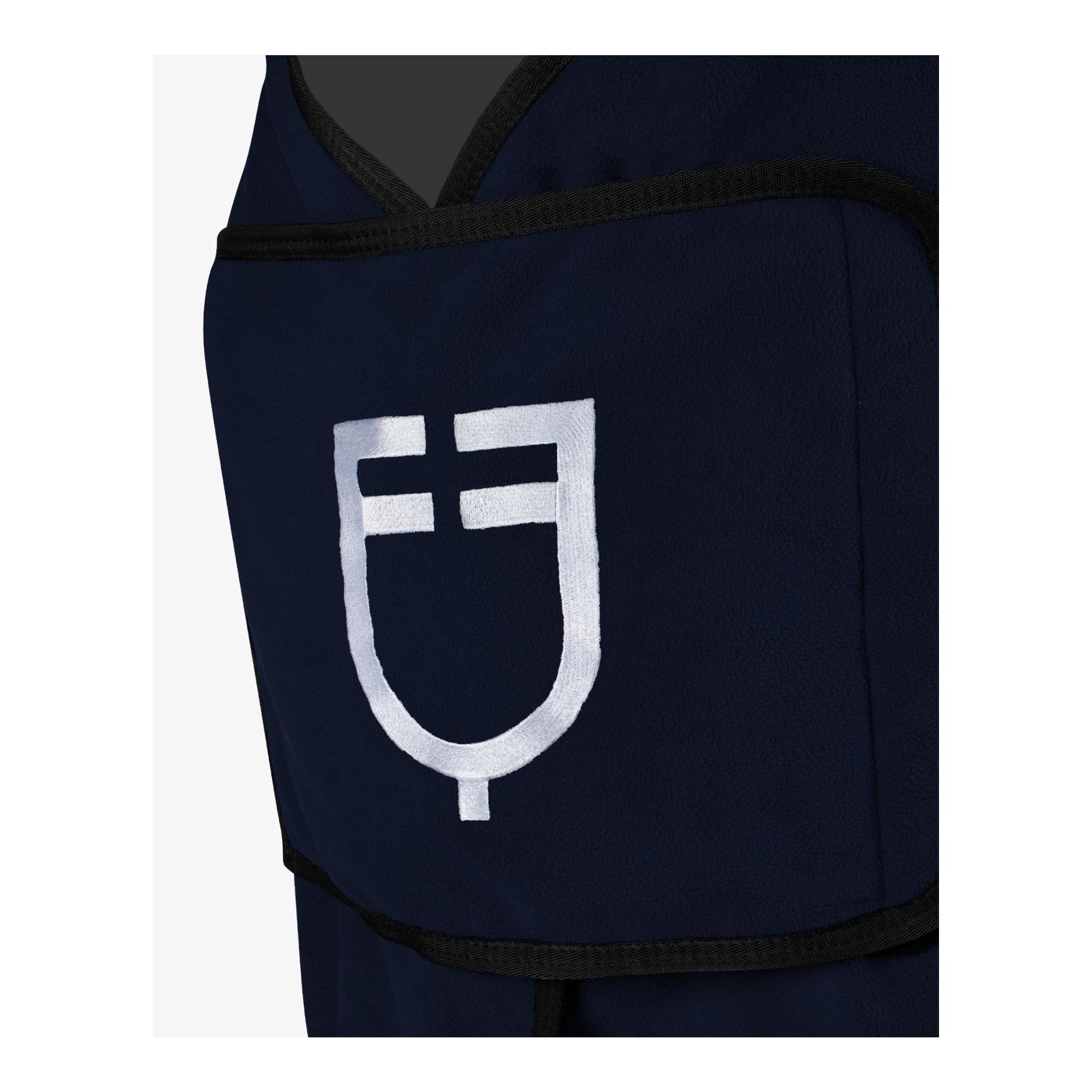 Fleecedecke mit Flap Front