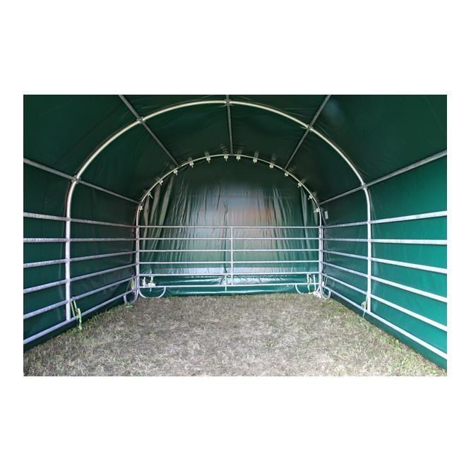 Giebelwand aus PVC mit Giebelüberhang Giebelwand aus PVC mit Giebelüberhang