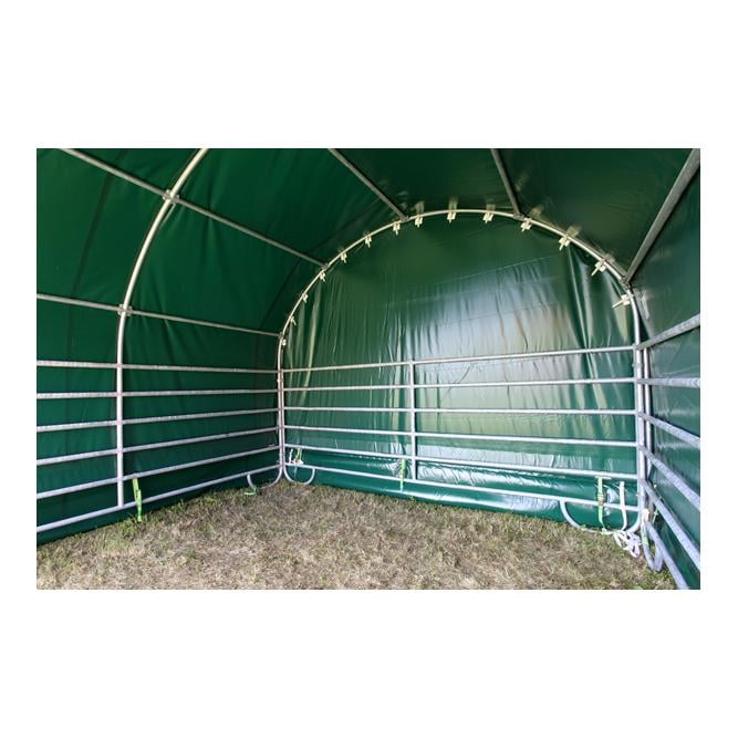 Giebelwand aus PVC mit Giebelüberhang Giebelwand aus PVC mit Giebelüberhang