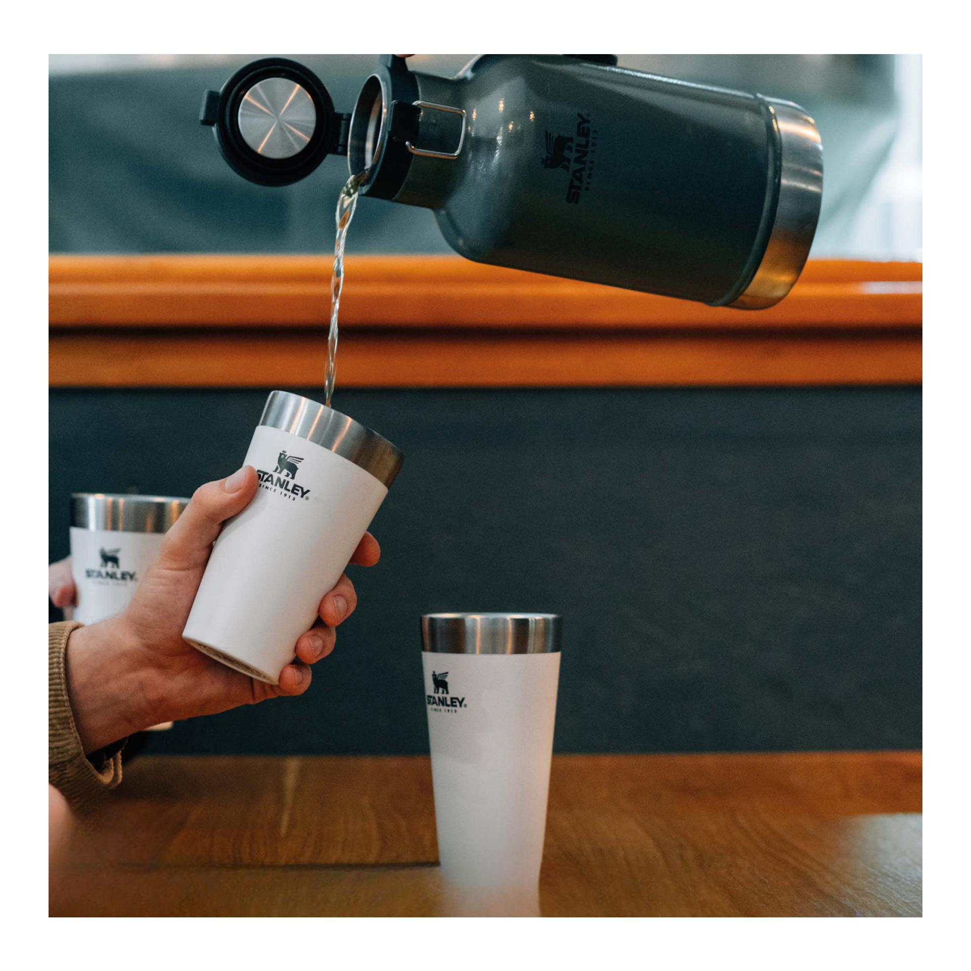 Adventure Vacuum Isolierte Stahltasse 473 ml Adventure Vacuum Isolierte Stahltasse 473 ml