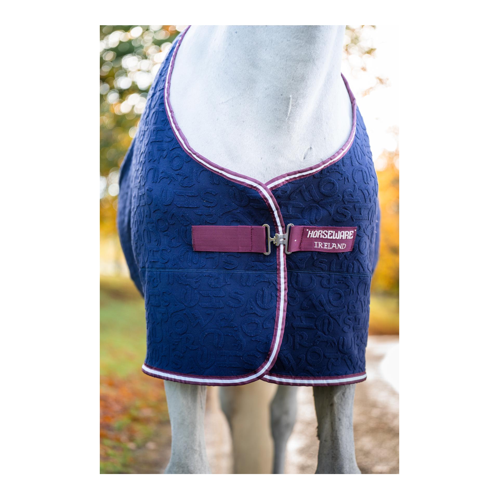 Abschwitzdecke Embossed Jersey Cool - navy HW Abschwitzdecke Embossed Jersey Cool - navy HW