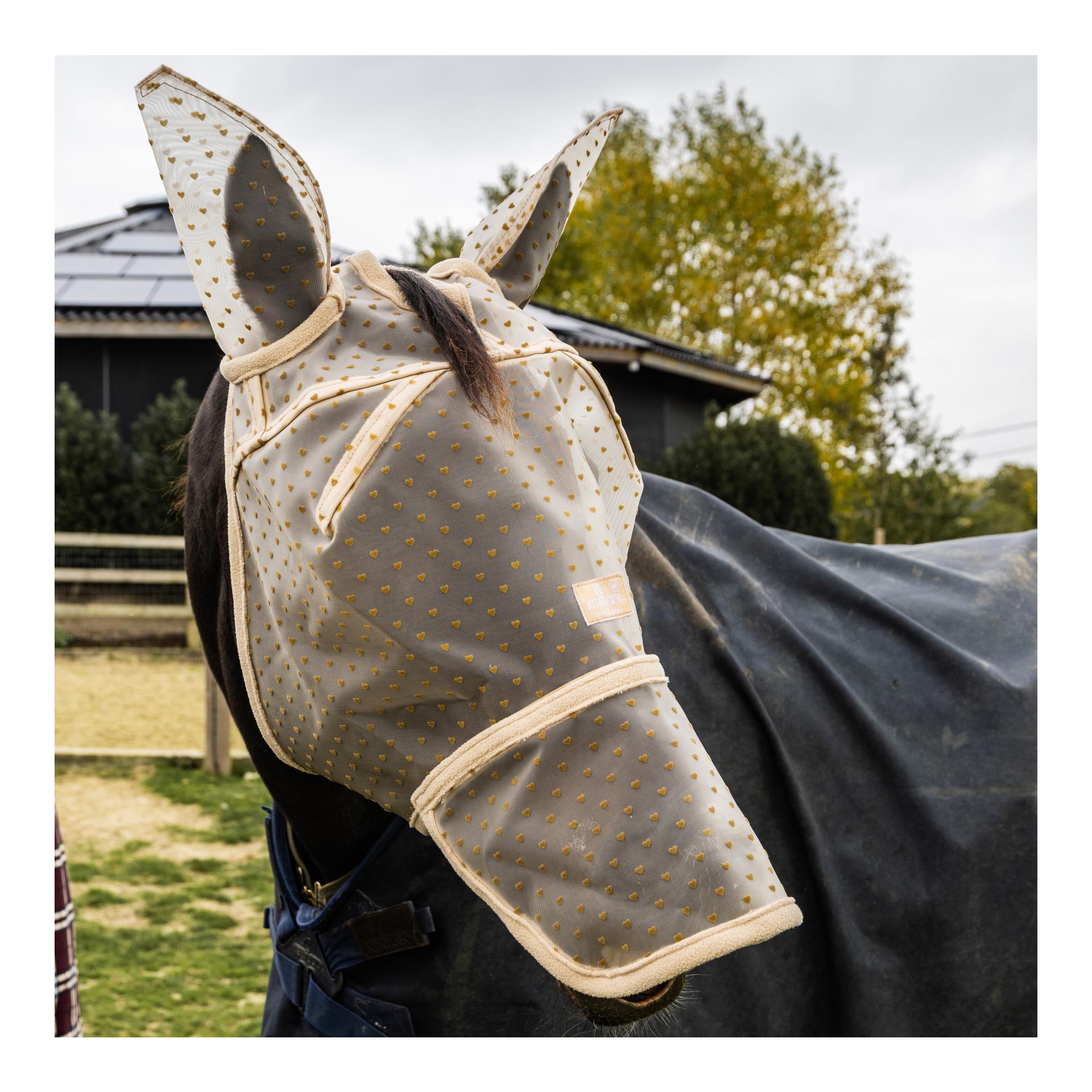 Masque anti-mouches cœur avec oreilles et nez