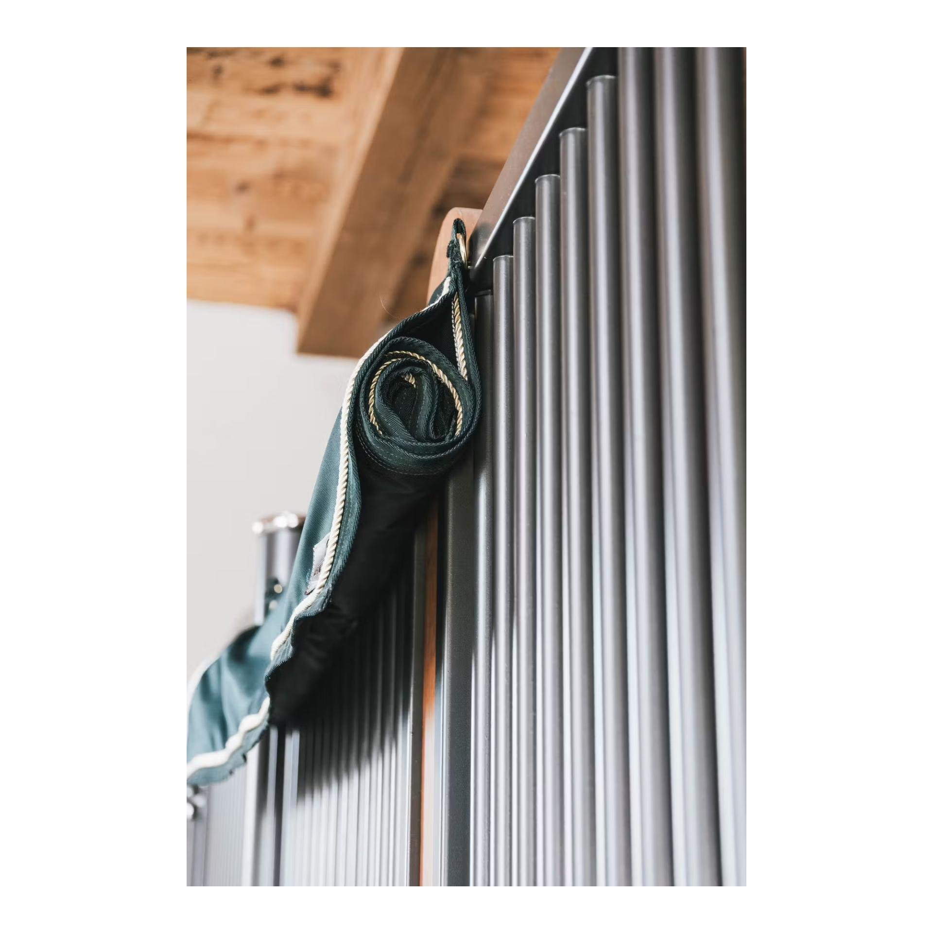Boxenwandvorhang wasserdicht classic Boxenwandvorhang wasserdicht classic