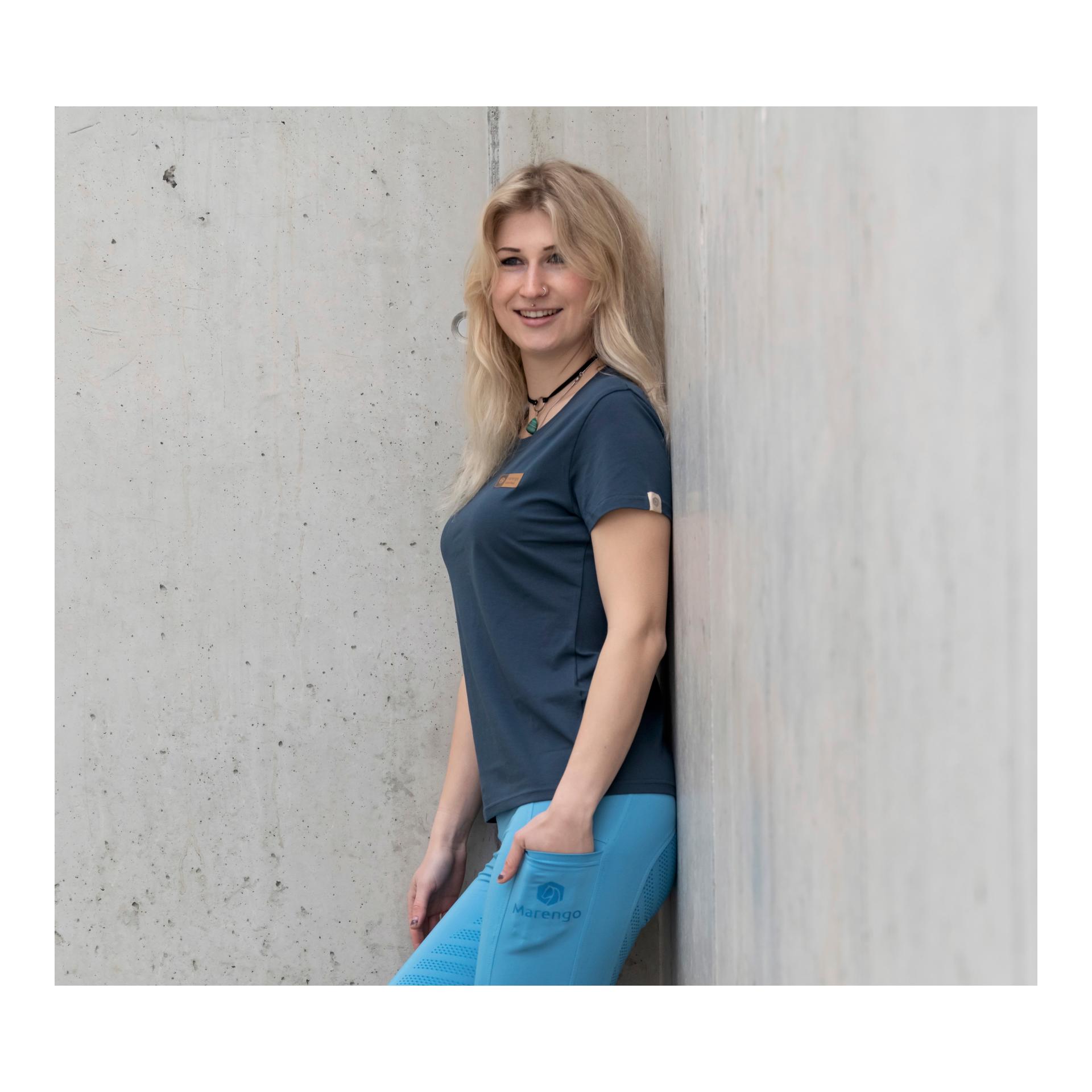 T-Shirt Essentials T-Shirt Essentials