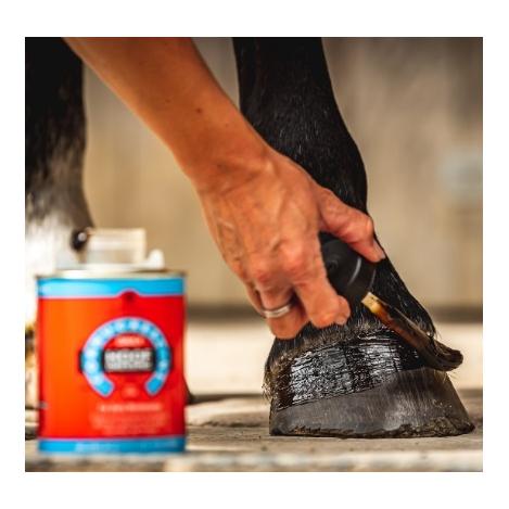 Cornucrescine Daily Hoof Dressing Cornucrescine Daily Hoof Dressing