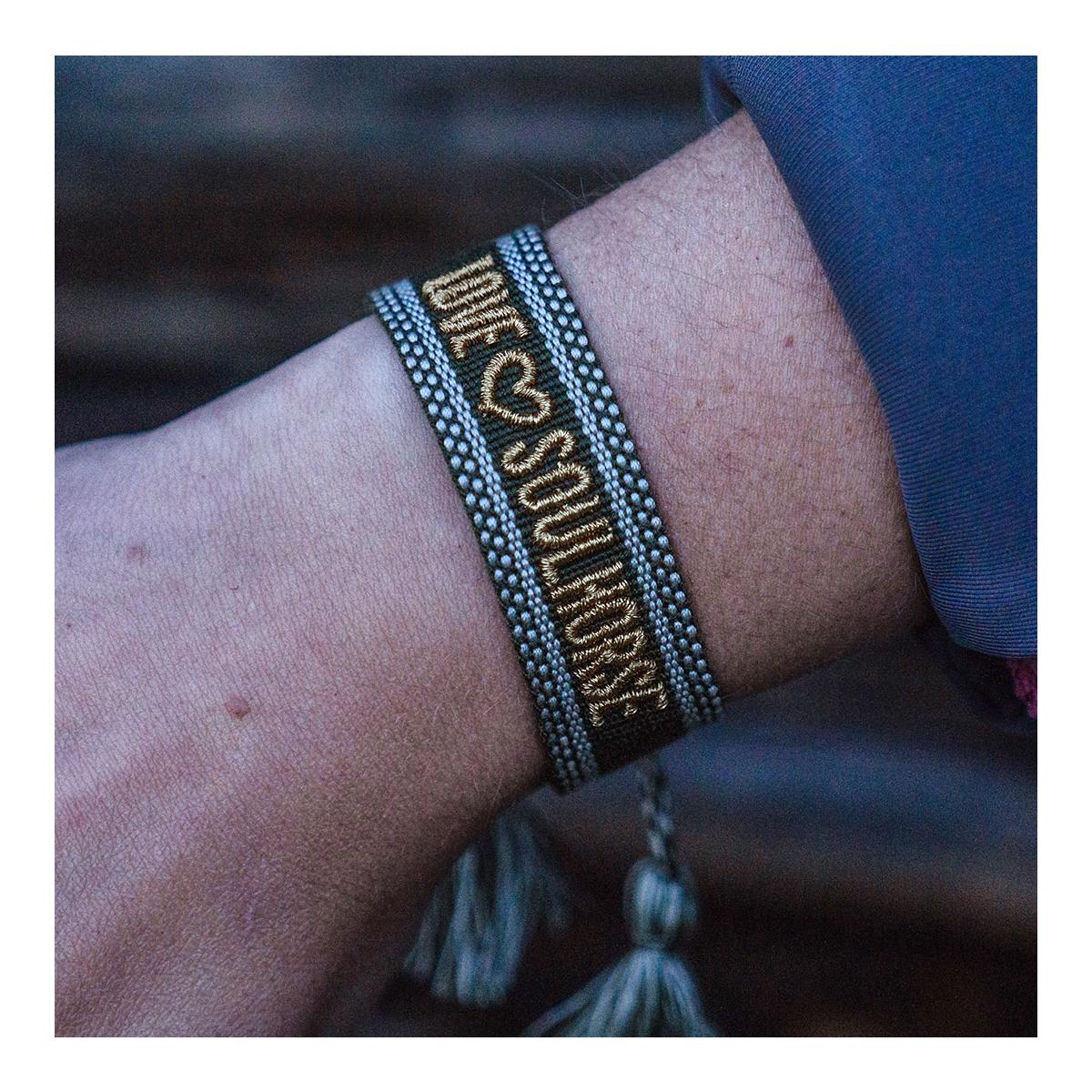 Stoffarmband "Love Soulhorse"
