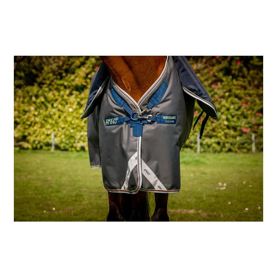 Weidedecke mit Halsteil Amigo Bravo 12 Plus 250g Weidedecke mit Halsteil Amigo Bravo 12 Plus 250g