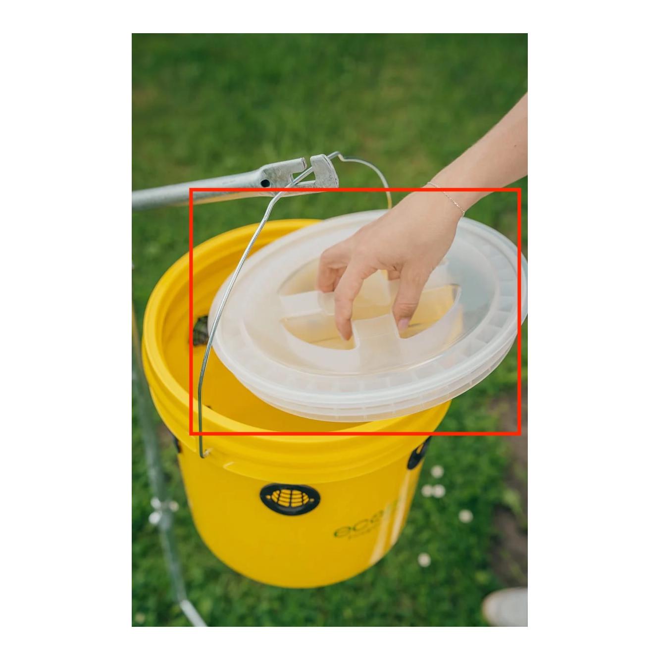 Couvercle pour piège à mouches flybucket